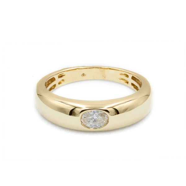 The Curved Oval Bezel Ring