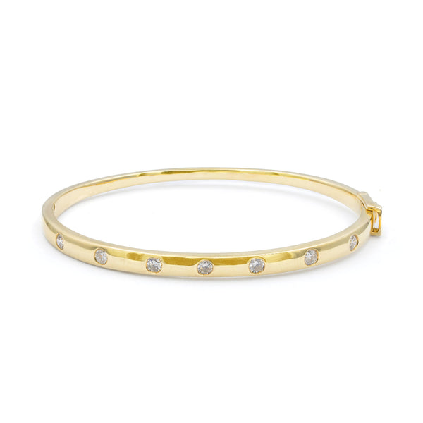 Classic Bezel Bangle