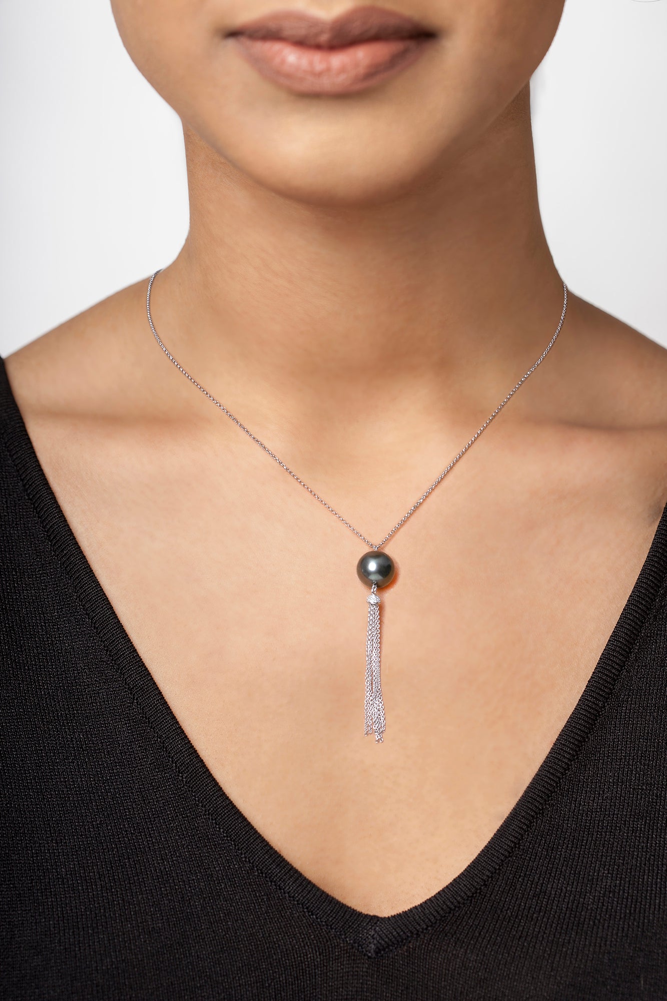 The Tahitian Tassel Necklace